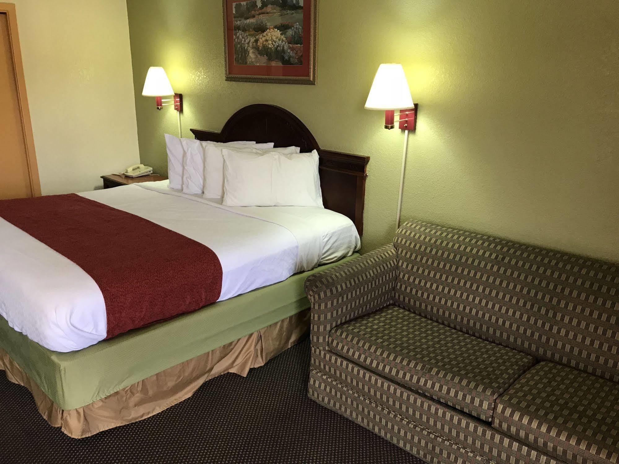Diamond Inn Форрест-Сити Экстерьер фото